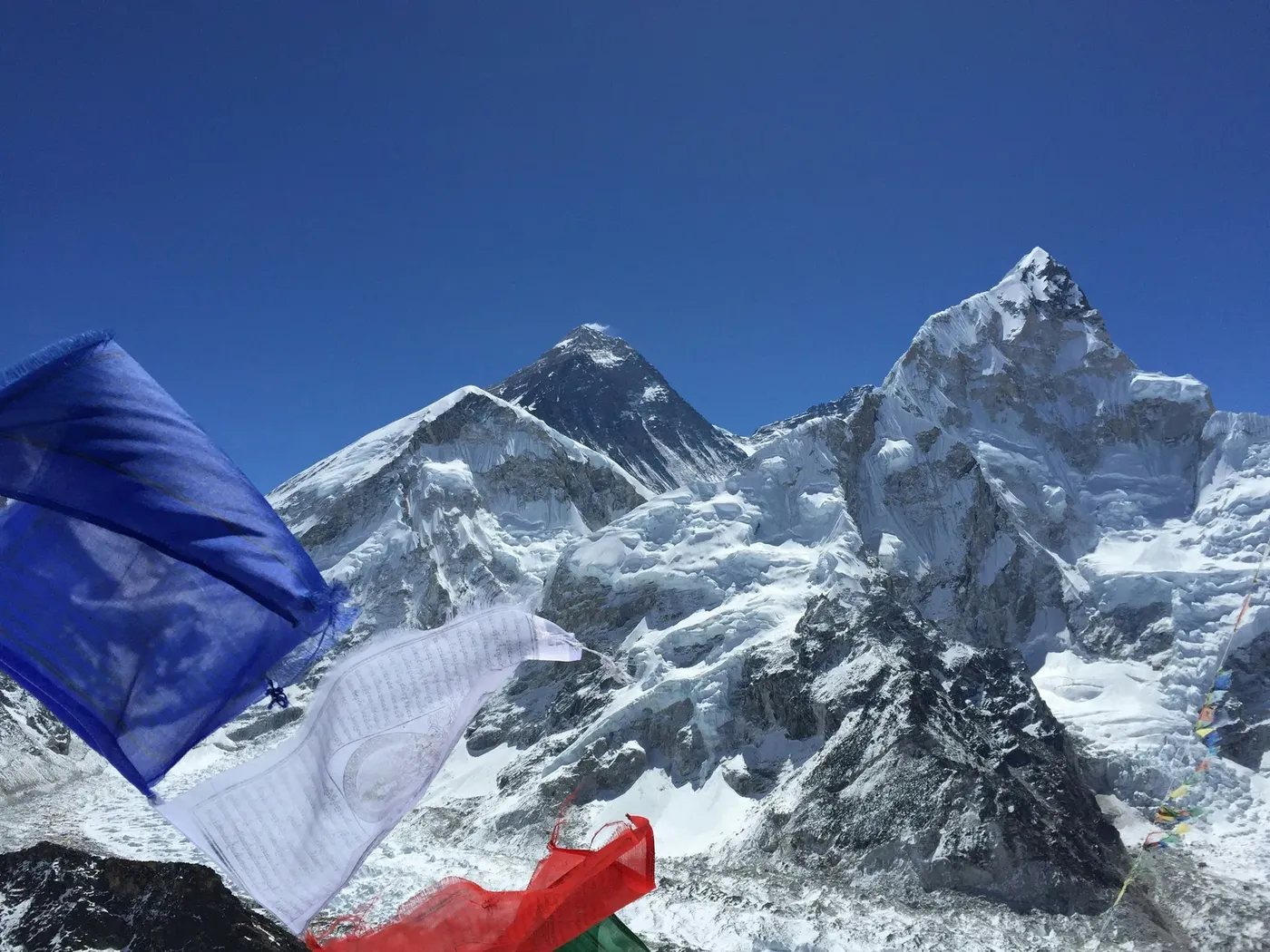 How much does an Everest helicopter tour cost