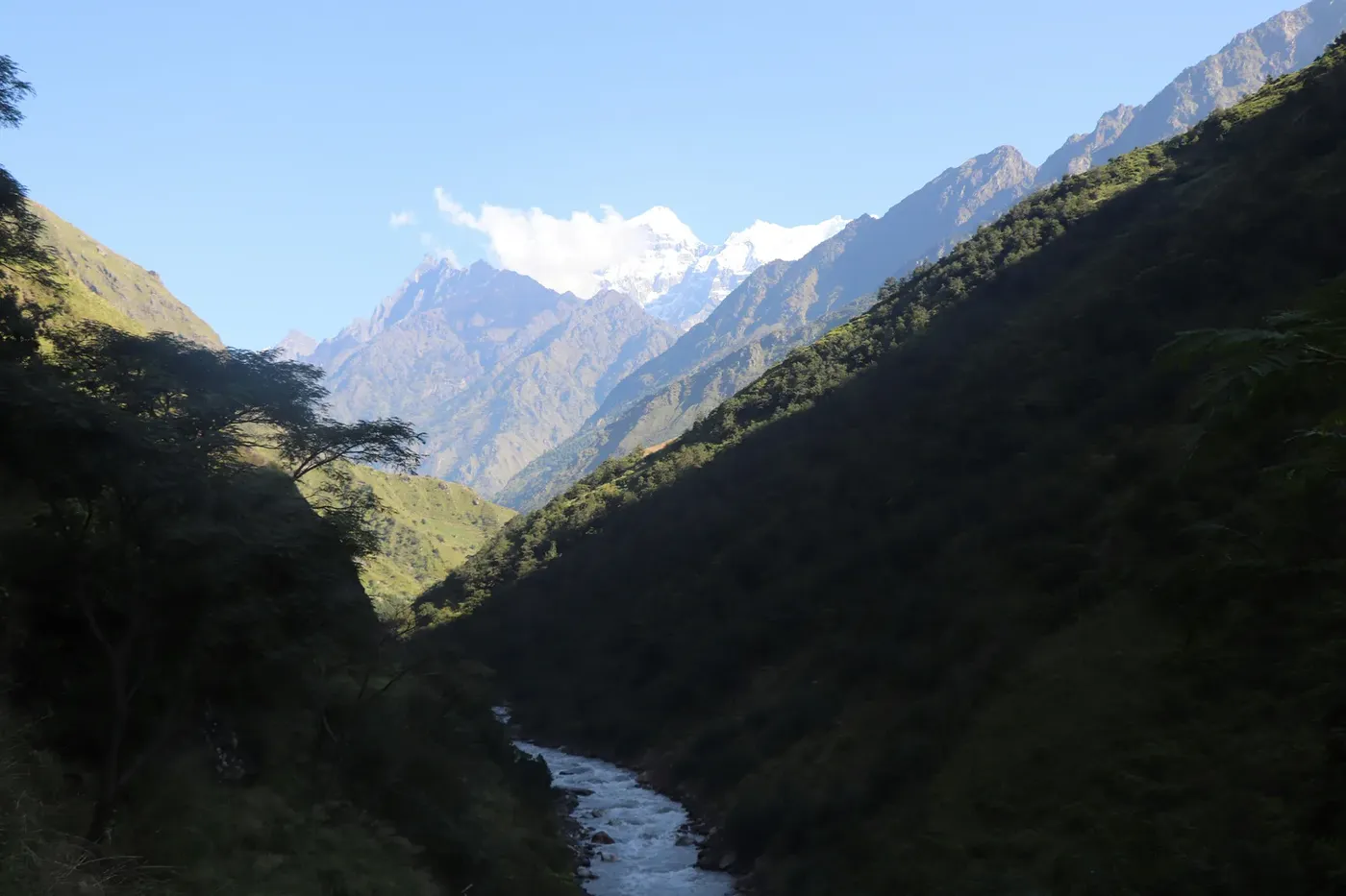 Manaslu Helicopter Return Trek: Cost, Route & How to Book (2026)